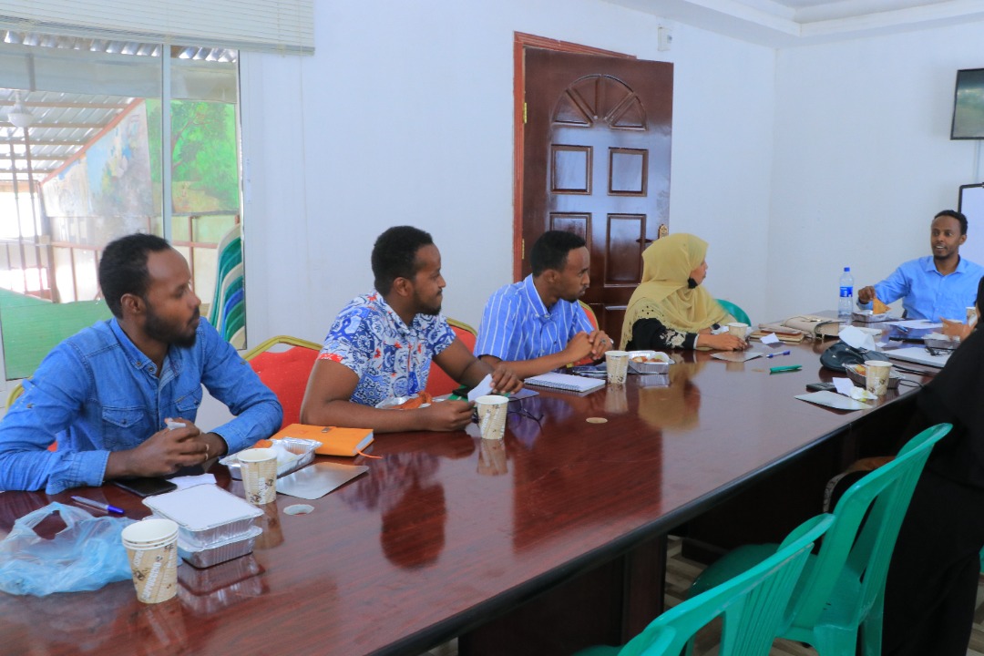 hibf's tweet photo. #HIBF2022: The Application Writing in English Course has also been concluded today. Throughout the week, the participants learned common practices of applications and thanks to @Northstarcoll for facilitating this course. https://t.co/qDeMqZ1GLF