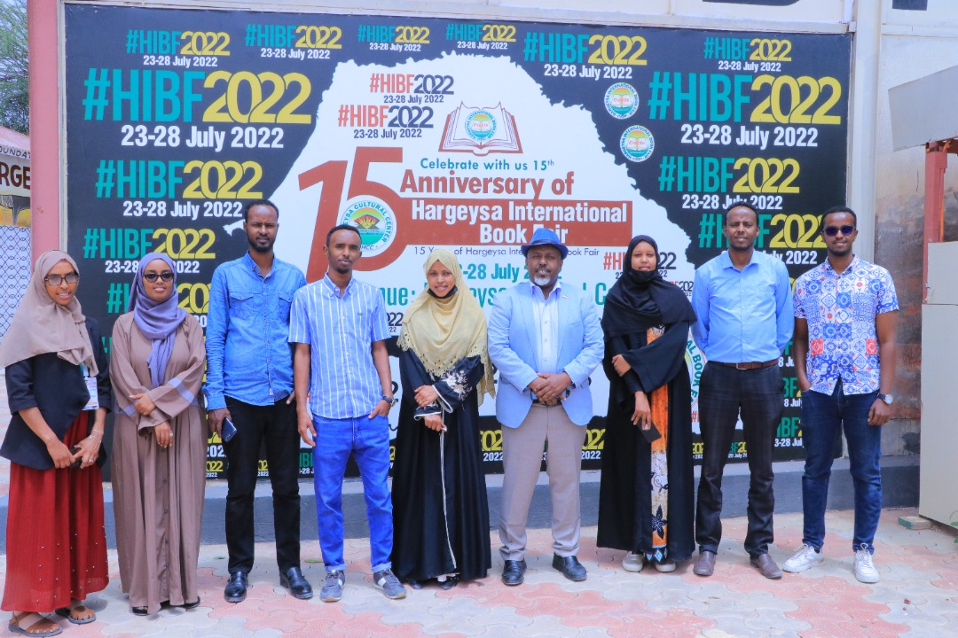 hibf's tweet photo. #HIBF2022: The Application Writing in English Course has also been concluded today. Throughout the week, the participants learned common practices of applications and thanks to @Northstarcoll for facilitating this course. https://t.co/qDeMqZ1GLF