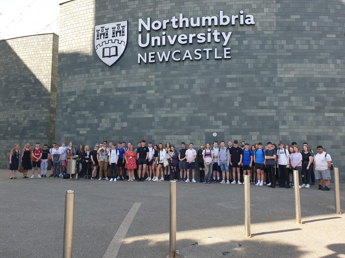 WCSixthForm's tweet photo. Year 12 have arrived safely at Northumbria University in Newcastle, after their journey on a lovely air conditioned coach.

Students posed for the traditional group photo, then were right into the sessions outlining Student life and university level study skills. https://t.co/eeFLnrTgrD