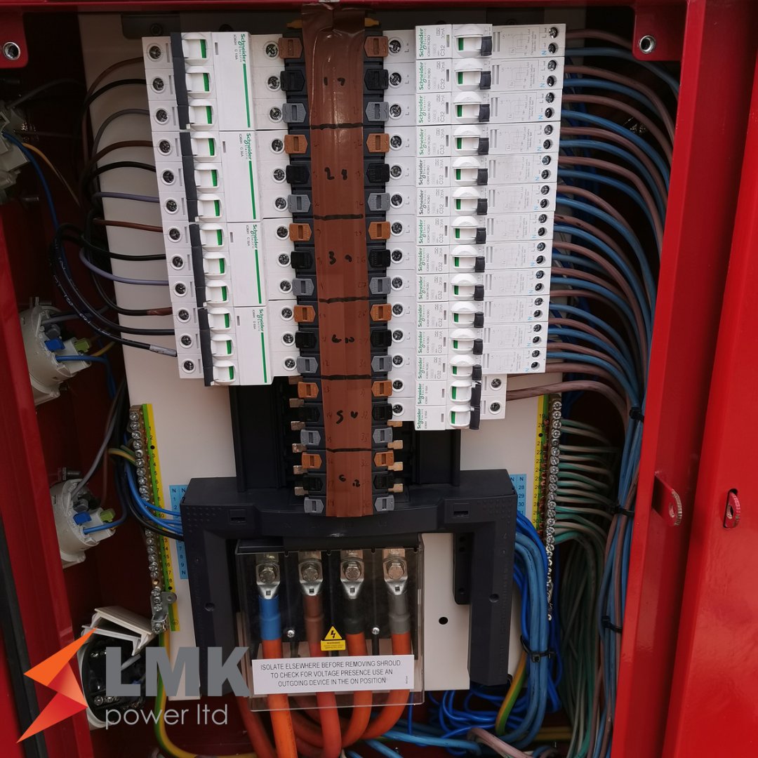 LmkPower's tweet image. Can we take a moment to appreciate this wiring please? 

Jonny&apos;s neat &amp;amp; tidy work at a recent job on a temporary power installation to welfare cabins.

If you need a job doing, get in touch!

#electrician #wiring #powerinstallation #temporarypowerinstallation #welfarecabin