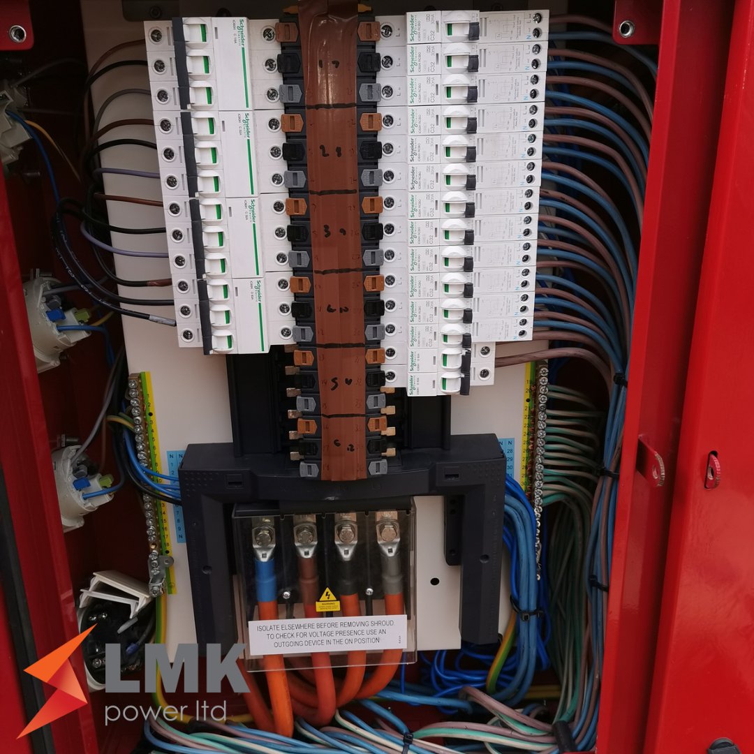LmkPower's tweet image. Can we take a moment to appreciate this wiring please? 

Jonny&apos;s neat &amp;amp; tidy work at a recent job on a temporary power installation to welfare cabins.

If you need a job doing, get in touch!

#electrician #wiring #powerinstallation #temporarypowerinstallation #welfarecabin