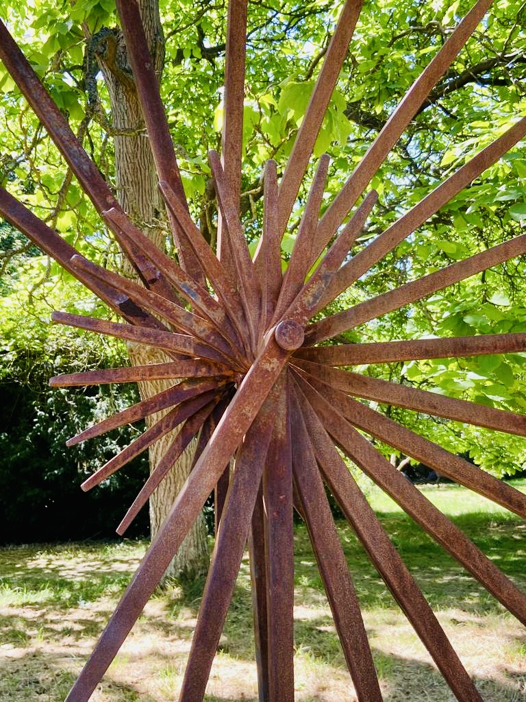 Ian Gill Sculpture tweet media