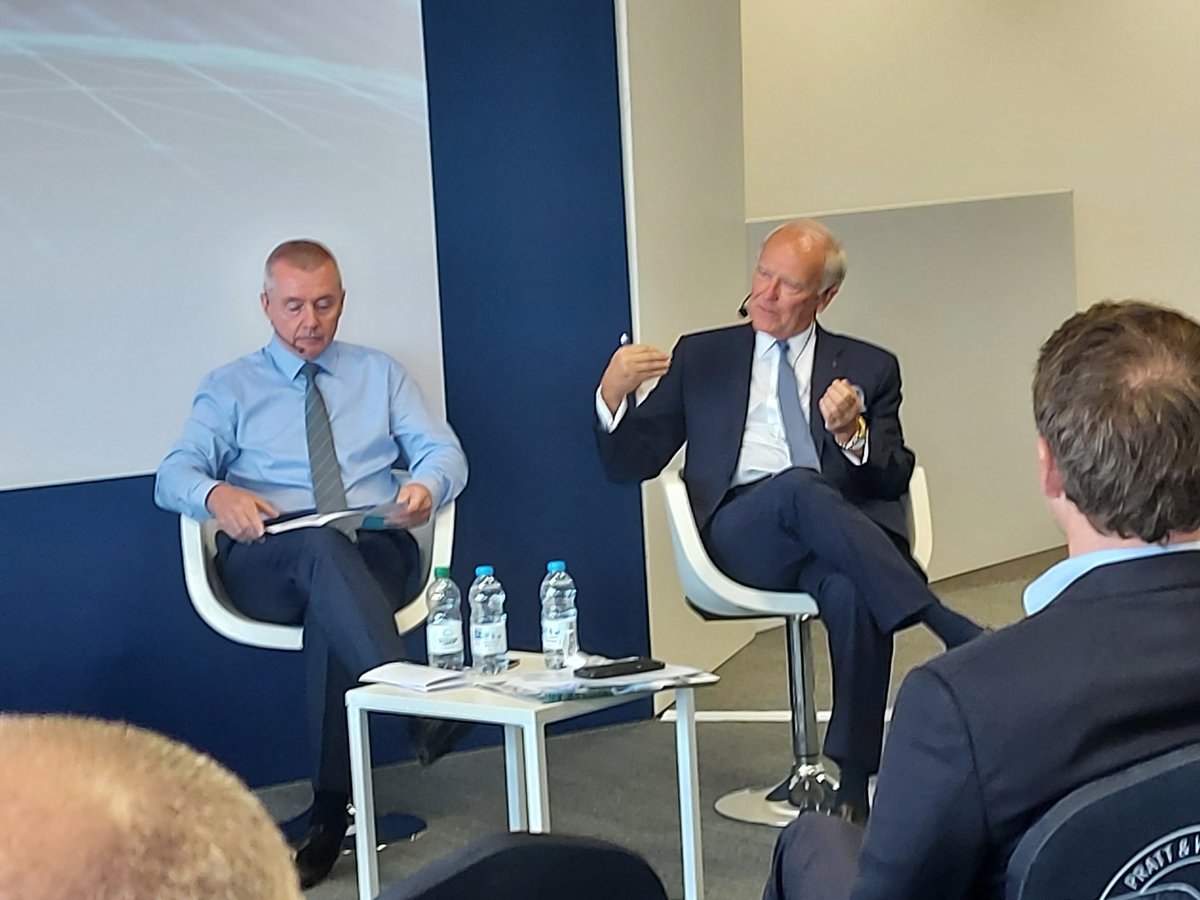 jrobinsuk's tweet photo. .@HeathrowAirport wanted @emirates to leave thousands of passengers stranded at check-in, as it pushed the carrier to cancel flights last minute, Emirates president Tim Clark tells #FIA2022. "We said we can't do that - and we won't do that." https://t.co/iQfcn0yXqP