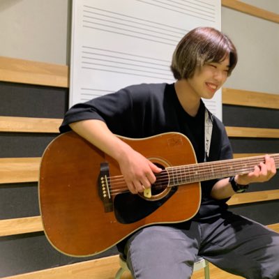 MusicHikaru's tweet photo. #新しいプロフィール画像
めっちゃお久しぶりにツイートしますw
これからもギター動画撮って行こうと思ってます！よろしくお願いします！ https://t.co/xYqa5uK6cy