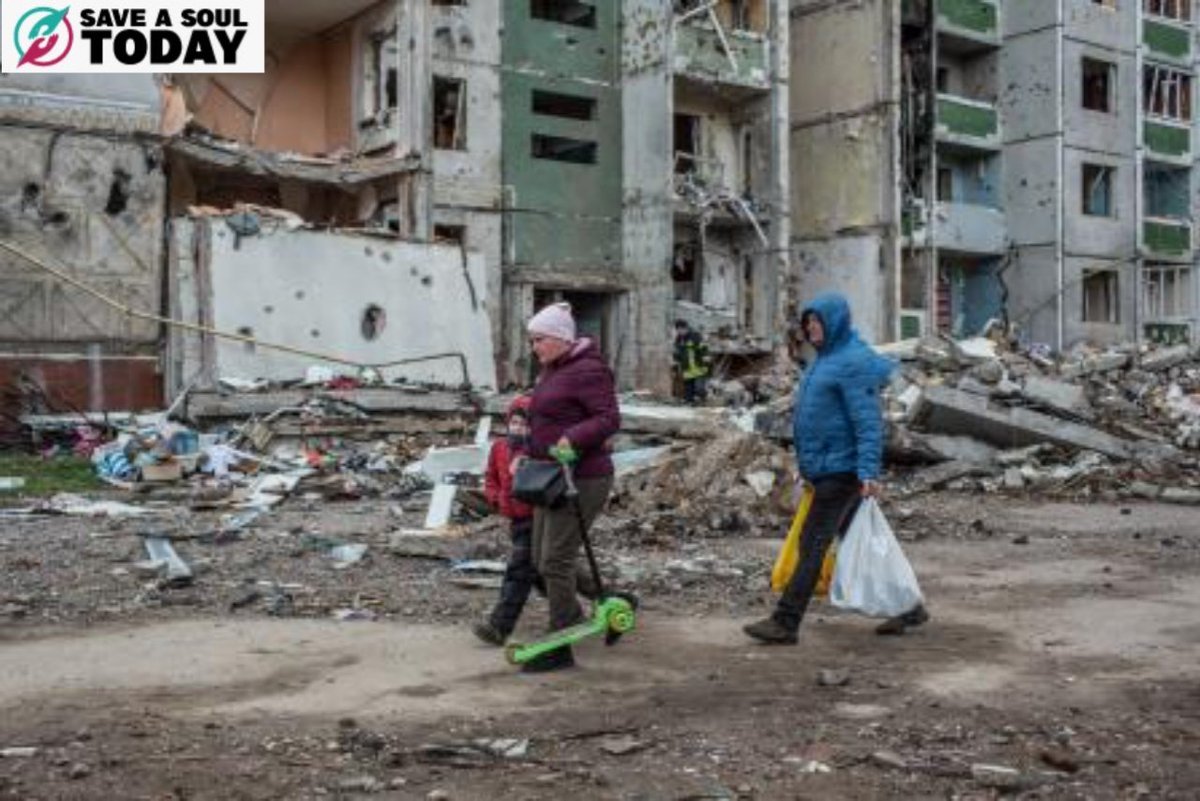 SaveASoulToday1's tweet photo. The war in Ukraine is inflicting a heavy toll on both the people and the infrastructure. 
#SaveASoulToday
#UkraineRussianWar 
#UkraineWar 
#StandWithUkraine https://t.co/6qN8BZnXV2