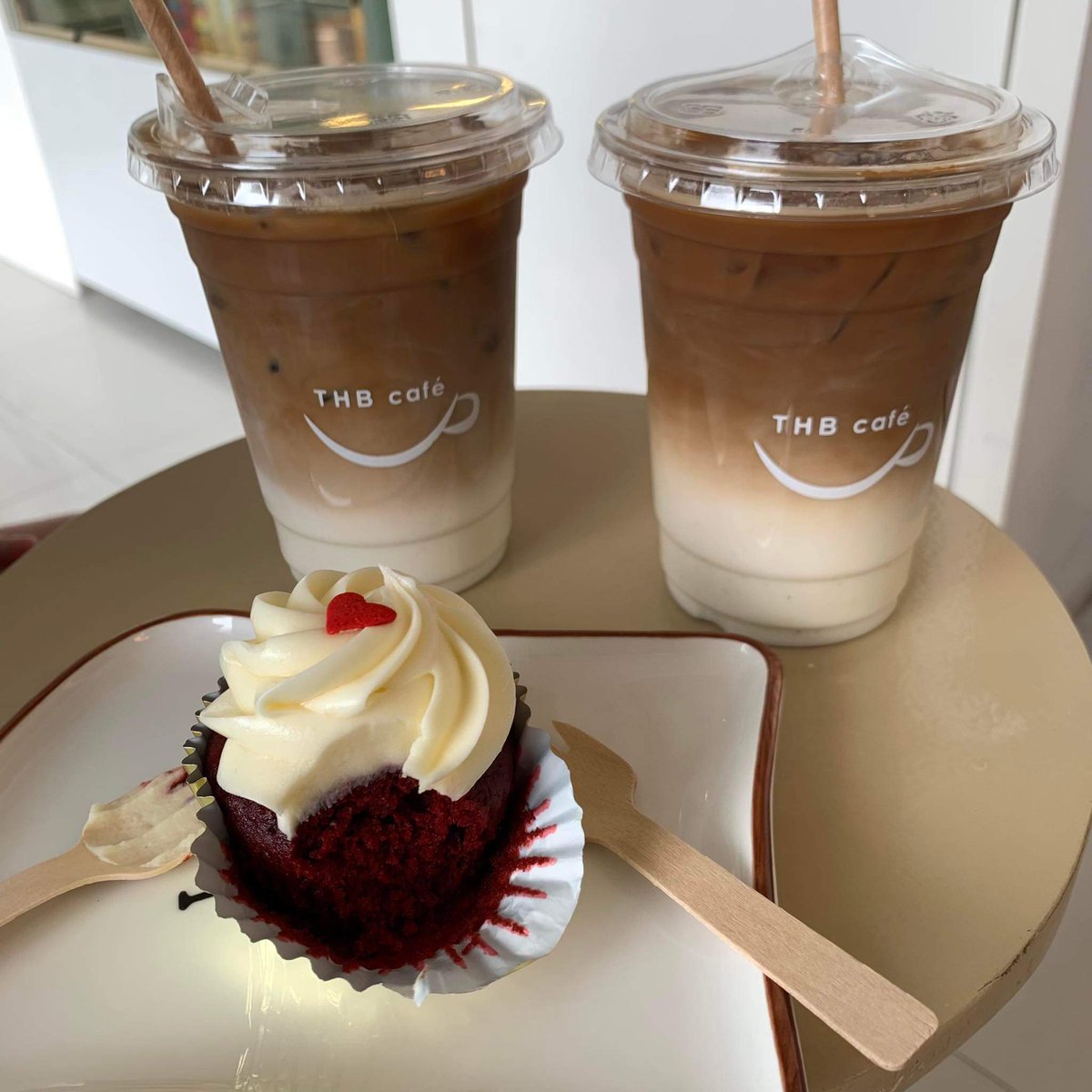 hewwo ꒰⑅ᵕ༚ᵕ꒱˖♡  #studytwt #studytwtph!!

— i’m miyu (｡•̀ᴗ-)✧
— 17, she/her, filo 🇵🇭
— 12 stem shs student!
— likes kpop, jpop, and anime ٩(◕‿◕)۶
— active studytwt moot

pls be my friend ʕっ•ᴥ•ʔっlets motivate and help eac other ( ◜‿◝ )♡

heart/rt to be moots!