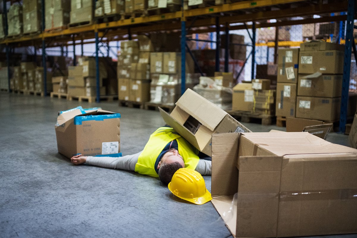 SoloProtectDe's tweet photo. Was sind die häufigsten Arbeitsunfälle und wie können sie vermieden werden? Erfahren Sie mehr: 
https://t.co/MgMDlp97tK
#Arbeitsunfall #arbeitssicherheit #arbeitsschutz https://t.co/7r90SEZONa