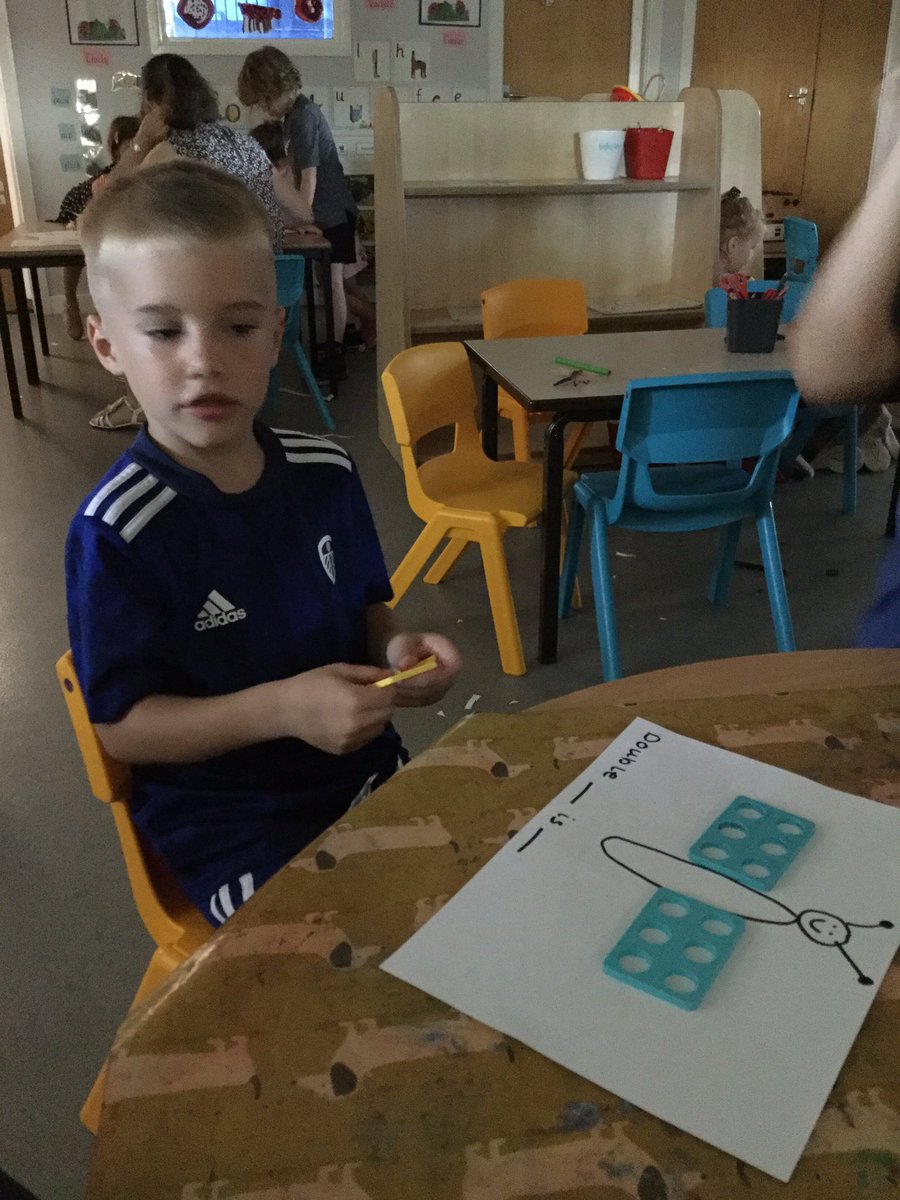 MD_Class1's tweet photo. We have been putting our doubling knowledge to the test. We made butterflies using numicon and then said the stem sentence “Double _ is _.” Some children doubled teen numbers WS “double 10 is 20, double 4 is 8. 20 add 8 is 28.” @MD_MrsThompson #MDMaths @MathsWaterton https://t.co/Wd9sHbY4KN