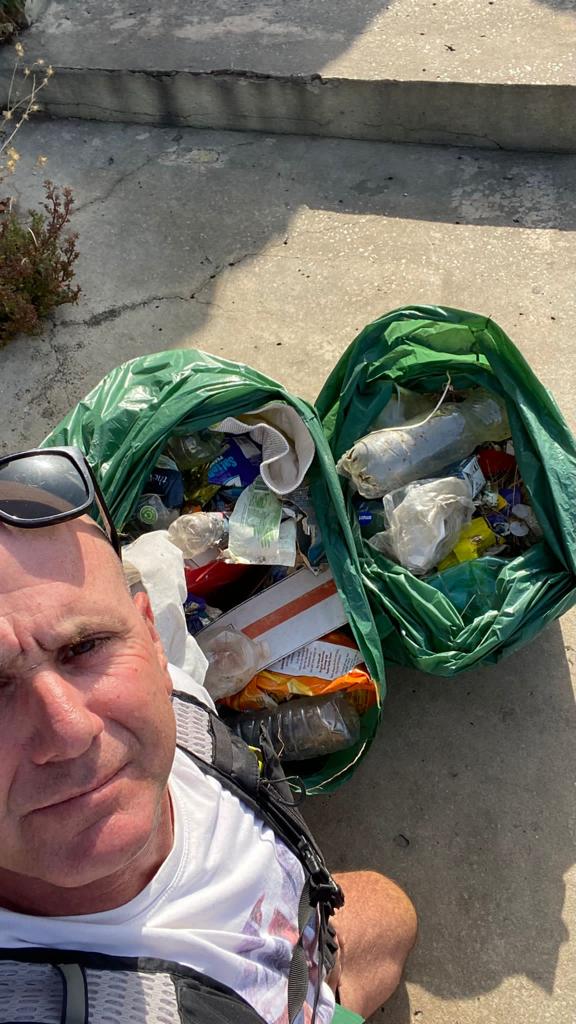 I came up the rock same location as my video yesterday and saw everything had been cleaned all bottles and rubbish gone.
Sometimes hero's don't wear capes 
Thank you @Hawkhayes12 
In his own time, on his own, his own free will.
If only the rest could show the same concern.