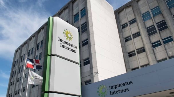 DiarioLibre's tweet photo. 💰| #EconomíaDL | Empresas extranjeras son quienes pagarán Itbis por servicios digitales

🔗 https://t.co/aoRyKHk0em

#DiarioLibre #EconomíaDL #Actualidad #DGII #ITBIS #Finanzas https://t.co/fZDeL40RM3