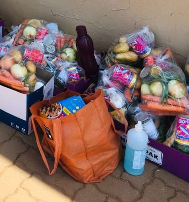 @Twizza_ZA Im doing community outreach and giving away food parcels with my fellow classmates📍
#ShareYourMadibaMoment 
#MadibaDay
#EnergiseTheMoment
#TwizzaEnergy