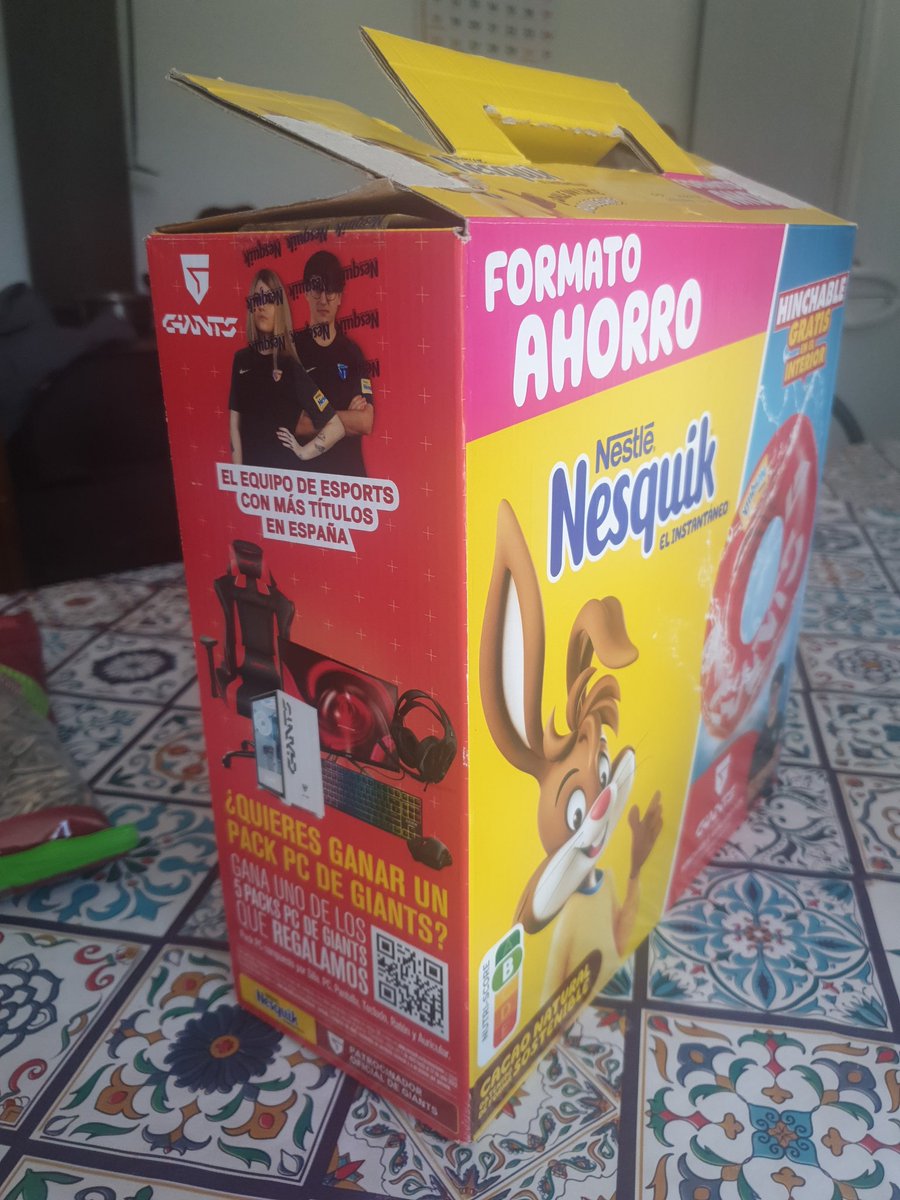 nicolasmuperez's tweet photo. Como respuesta al concurso @NesquikGaming me vendría genial para competir y darle envidia a mi abuela porque ella tiene uno y yo no tengo ninguno 😊 #PackGamerNesquik https://t.co/wAng55zkES