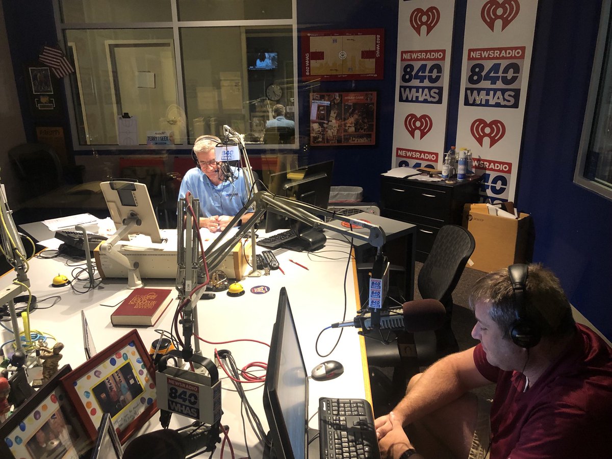 terrymeiners's tweet photo. #WHAS100 🎙 Happy 💯 to @840WHAS 🌟 Chopping it up on the radio right now with @Tony840Cruise 🎸 https://t.co/EMYwUGhNZA https://t.co/eEihYMUE9Y
