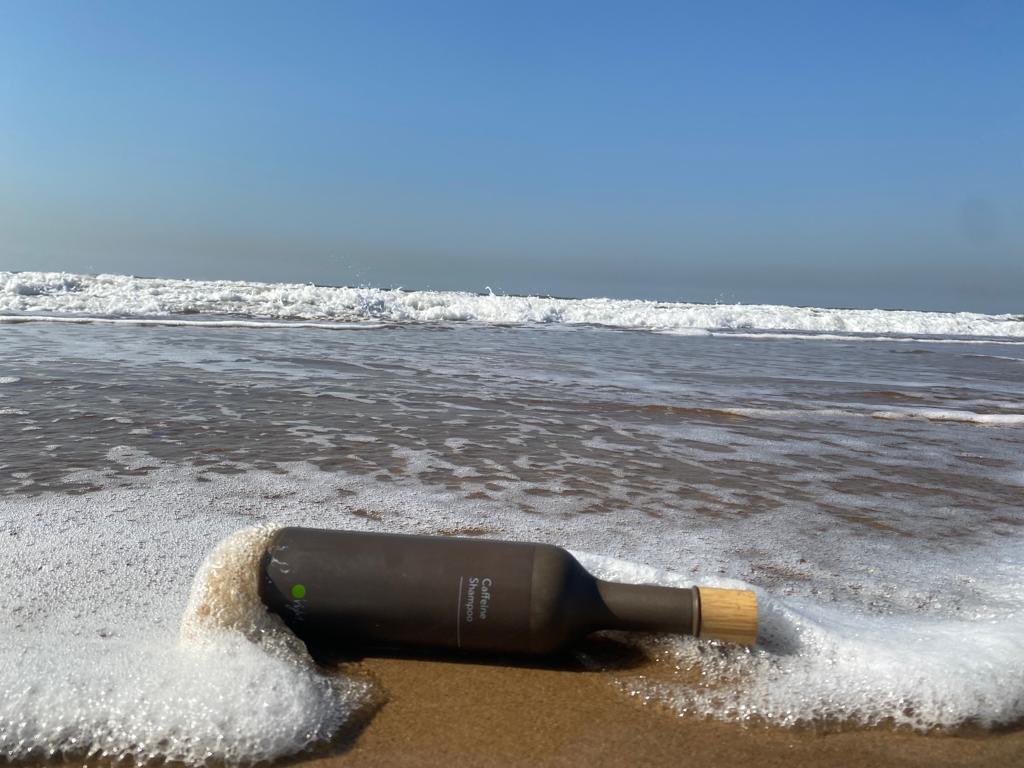 Oright_SA's tweet photo. Today for #mandeladay we got together to do a beach clean up for #67minutesformandeladay. 

The most washed up item is bottle caps, we at O’right collect as many bottle caps as we can and recycle them into plastic pallets.

#savetheplanet #mandeladay https://t.co/mjZ14hJwxO