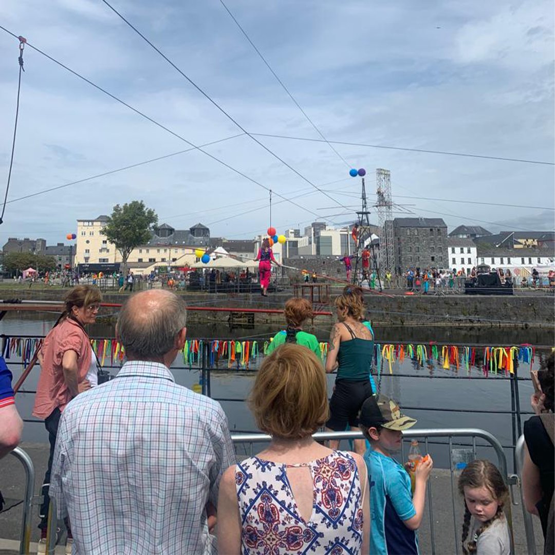 Branarteatar's tweet photo. Huge congratulations to @galwaycircus and all involved with #LifeLineGalway this weekend!
And a huge well done to Branar team member Michael Chang, the Musical Director of the event!
It was an absolutely incredible event!
#GIAF2022 https://t.co/29Gi2tbPFG