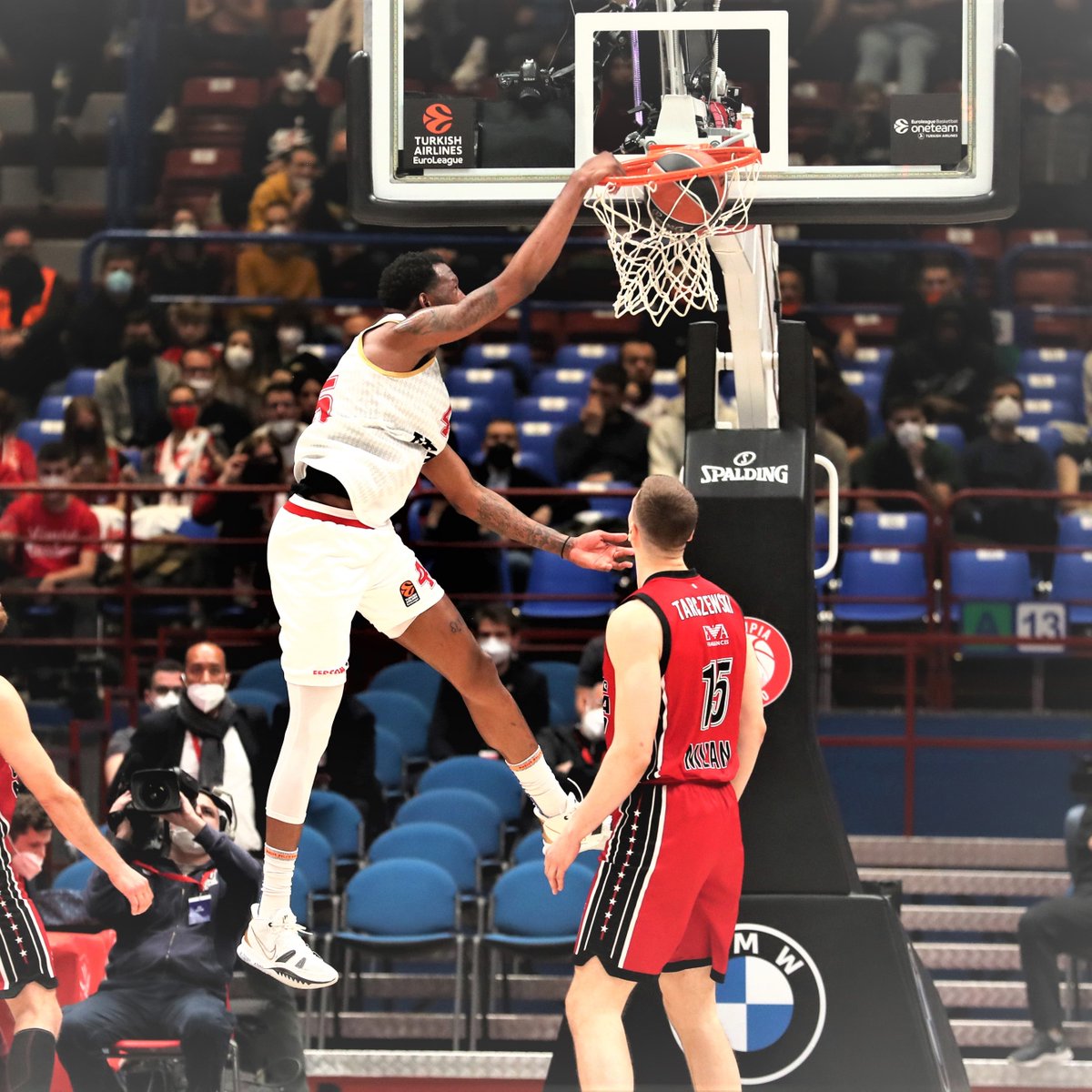 EuroLeague's tweet photo. Donta Hall re-signs with @ASMonaco_Basket!

More of these to come👀 https://t.co/YEkyg6hj6P