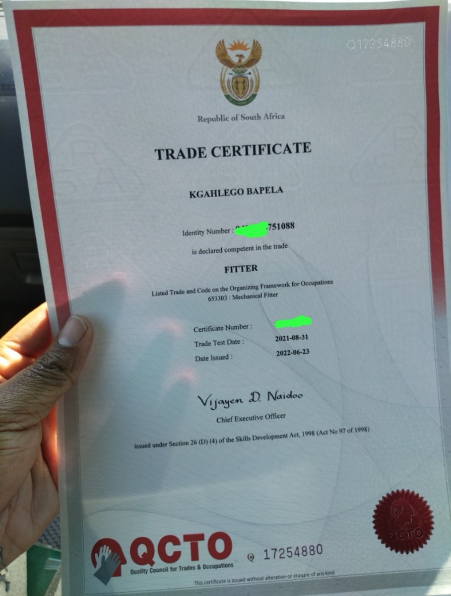 Finally 😭😭😭.. I'm now a Qualified Mechanical Fitter 🥳🥳🙏🏾