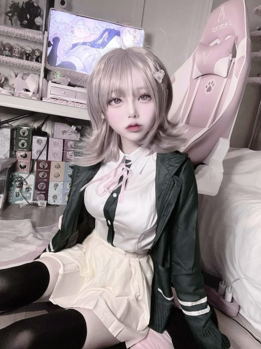 Twitterのコスプレ画像24