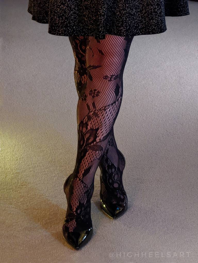 HighHeelsArt's tweet photo. #highheels #highheelpumps #patternedstockings #lbd #tacchi #talons #tacones #stilettos #stilettoheels #stilettopumps #crossedlegs https://t.co/KNP67ER57m