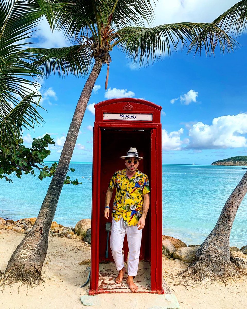 CrowdRiff's tweet photo. Travel marketers: we have a jam-packed guide that tells you everything you need to know to make your UGC authentic, inclusive, impactful and fun for your audience 👉🏽 https://t.co/6YY6Zw4CqN

#destinationmarketers #DMOs #UGC https://t.co/P086Bc1DI1