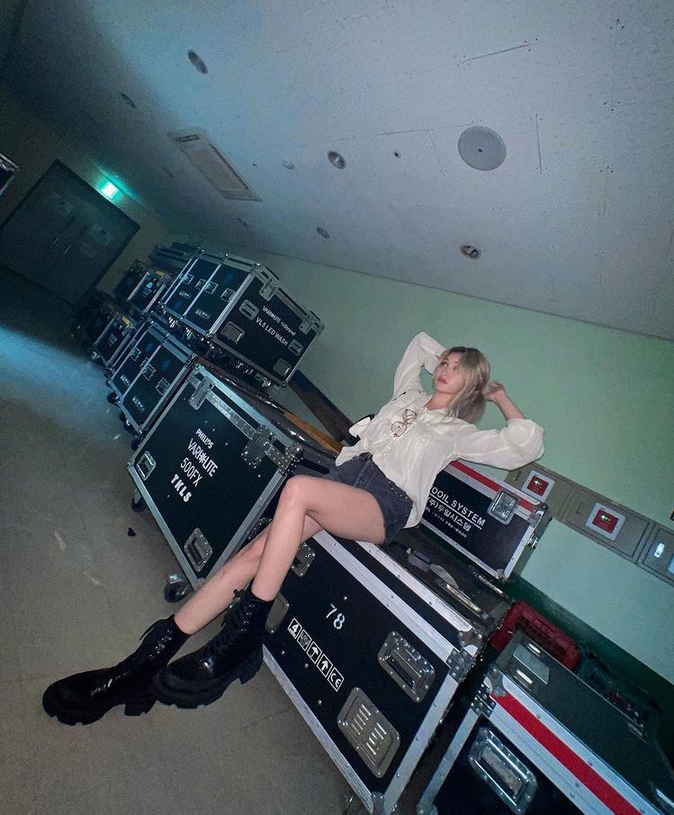 BLACKLABEL_only's tweet photo. 18/7/2022 - #JEONSOMI IG UPDATE:
“🥵🥵🥵”
#Soonho #THEBLACKLABEL https://t.co/wy1DsfKT3Z