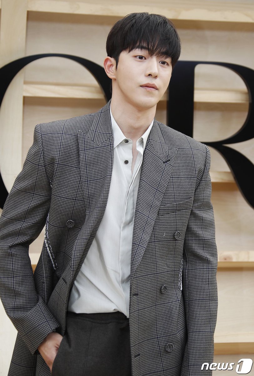 — #VIGILANTE Actor #NamJooHyuk participated in the script reading of the new drama "Vigilante" today (18th). Nam Joo-hyuk, #YooJiTae, and #LeeJoonHyuk are said to have joined the script reading....