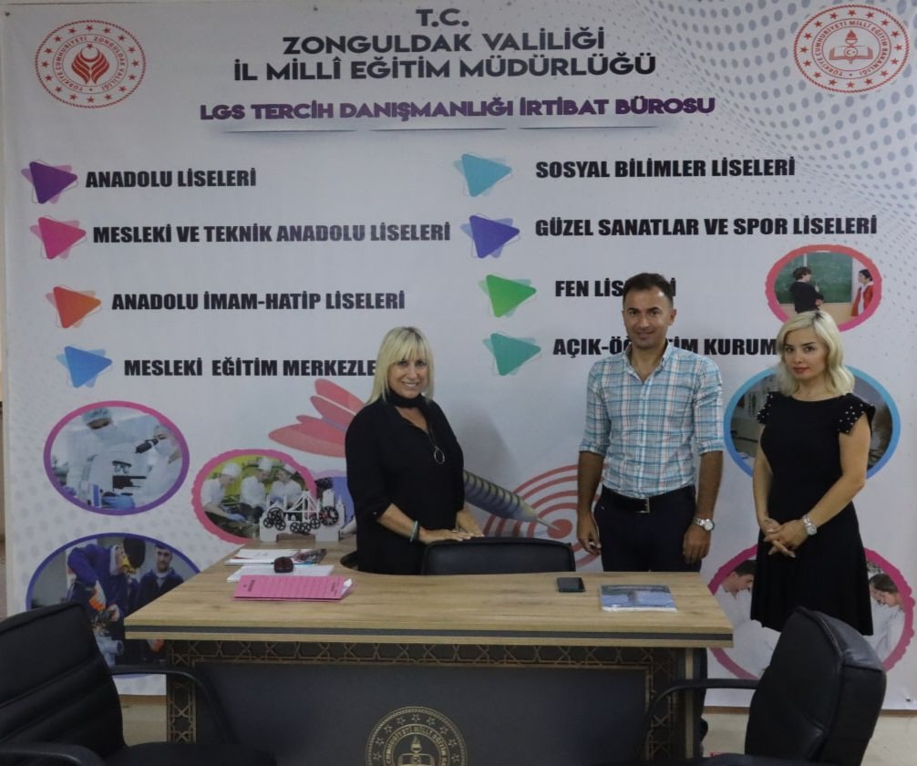 ZonguldakMEM's tweet photo. #lgs2022 tercihlerinde rehberlik etmek için kurumumuz bünyesinde hizmet veren lgs Tercih Danışmanlığı İrtibat Büromuza tüm öğrenci ve velilerimizi bekliyoruz.

Öğrencilerimizin her zaman yanındayız...

@tcmeb
@zuleyhaaldogan https://t.co/WvAUJXRDOl