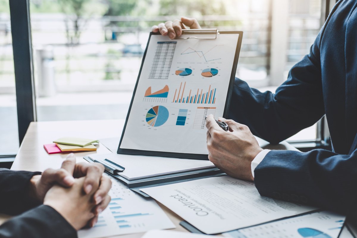 UKGI_Compliance's tweet photo. The FSCS has published its Annual Report and Accounts and the accompanying Class Statements. This analysis looks at the published information in the context of insurer solvency and the implications and consequences for insurance brokers. Read more here: https://t.co/vJQHetJFaM https://t.co/mtfxoQLrLY