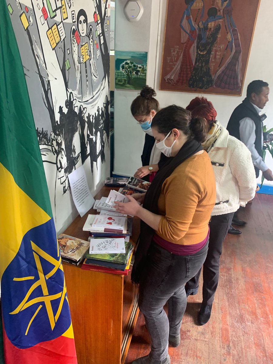 Today, Ambassador Pavel Mikeš visited the <a href="/aefaddis/">Alliance Éthio-Française</a> and handed over a gift in the form of books by leading Czech authors translated into French. <a href="/RemiMarechaux/">Rémi Maréchaux</a>, the Ambassador at the <a href="/AmbafranceET/">French Embassy in Addis Abeba</a> and to the <a href="/_AfricanUnion/">African Union</a>, attended the event and accepted the donation. 🇨🇿🤝🇫🇷