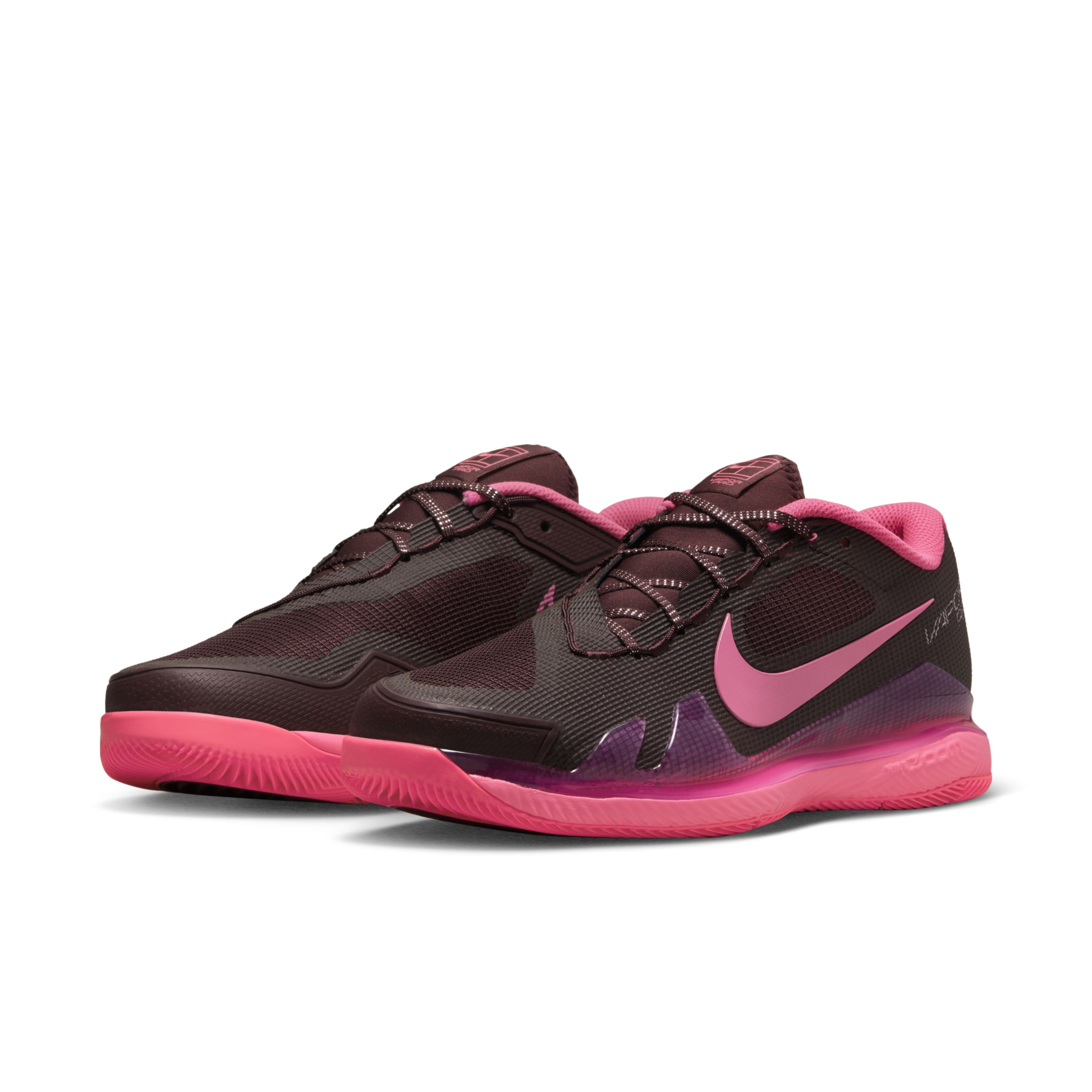Nike sales talk tennis