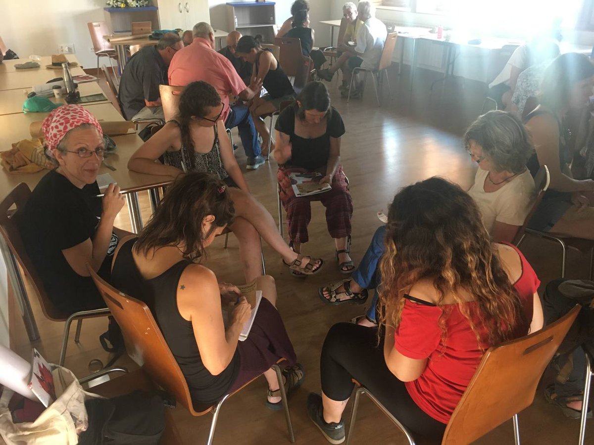 RevistaSABC's tweet photo. Este fin de semana celebramos la asamblea de la revista y reencontrarnos presencialmente con personas y entidades socias y también con suscriptoras de la zona. Abrazos, complicidades y reflexiones interconectadas en un espacio seguro.
Ningún escenario mejor que el #ARTIM2022💜 https://t.co/3sN3UAhUD5