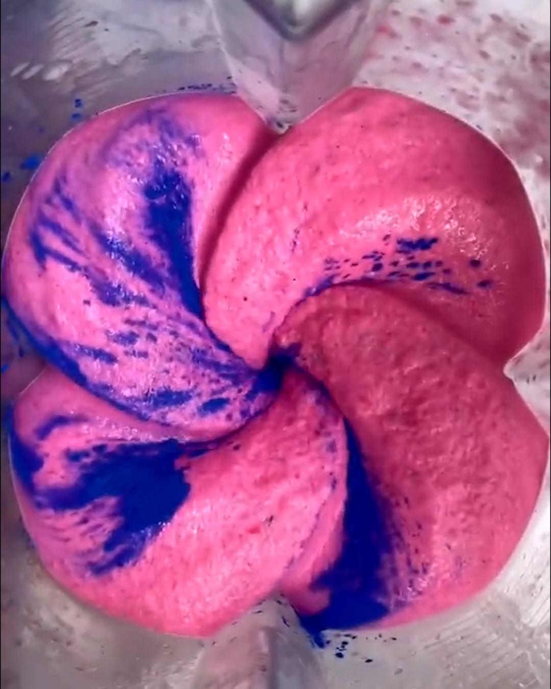 BuzzFeed Video (BuzzFeedVideo) / Twitter