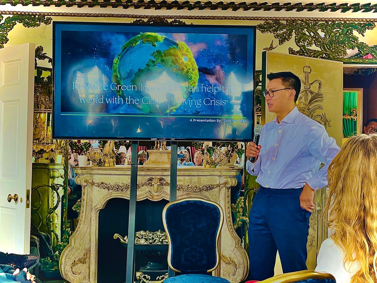 BermudaAsset's tweet photo. Launching the new Bermuda Asset Management website in style at the CC Forum #london. #ccforum #sustainability #assetmanagement #bermuda 
https://t.co/BQgyscbI82 https://t.co/zIsNXEL9Xj