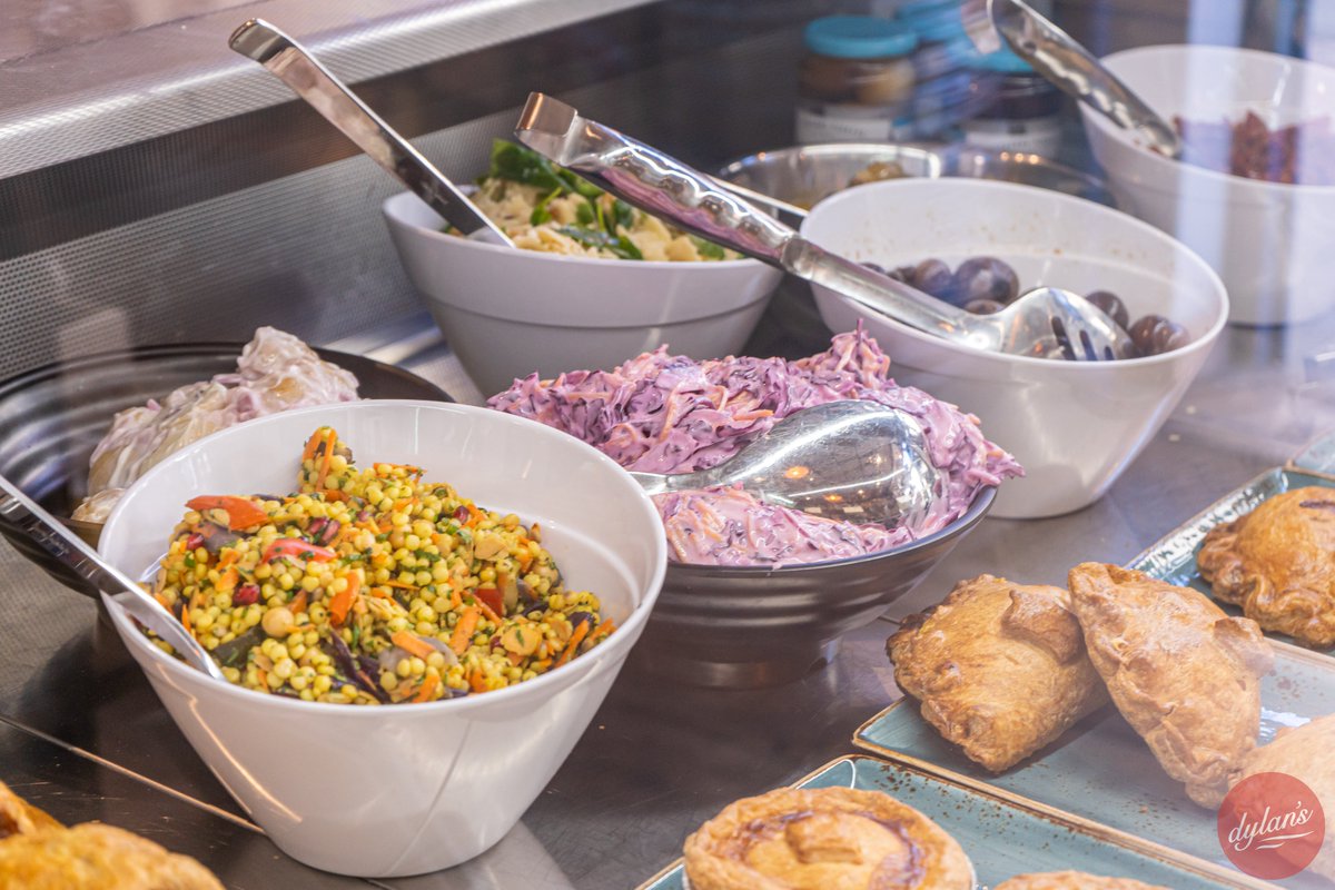 Happy Monday to you all! | Dydd Llun hapus i chi gyd! ☀️
What an amazing day - our fridges at #Conwy &amp; #MenaiBridge are full of cold drinks &amp; salads to keep you going &amp; of course all our usual baked goods &amp; treats too!
