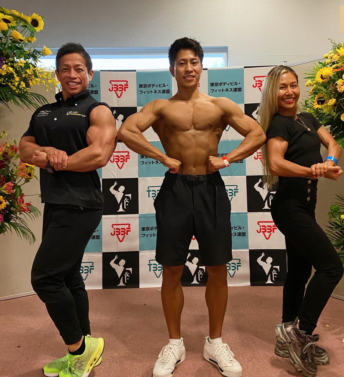 今日はお世話になってる三嶋トレーナー@hasta_l_v_b の応援に東京