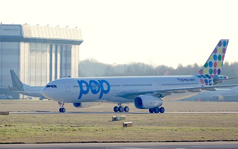 europawire's tweet photo. Rolls-Royce to support the Trent 700 engines of flypop as part of new service agreement with the new British low-cost airline https://t.co/pn5HRxbOBs #lowcost #airline #lowcostairline #Trent700 #A330ceo #flypop #RollsRoyce @RollsRoyce @_flyPOP https://t.co/tg15QxIDYp
