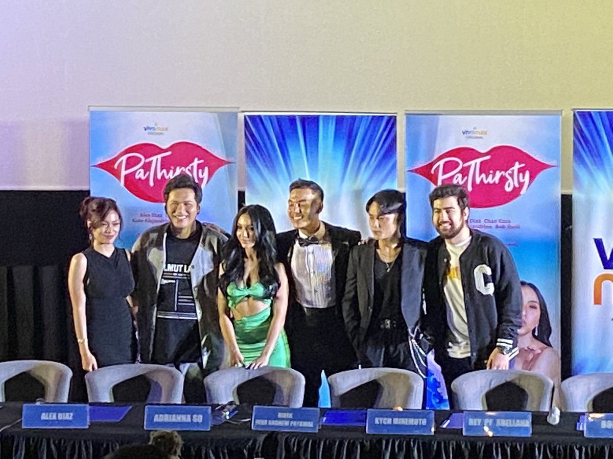 elmstweeet's tweet photo. Presscon after #PaThirstyPremiere #PaThirsty https://t.co/oqYDyZdUl9