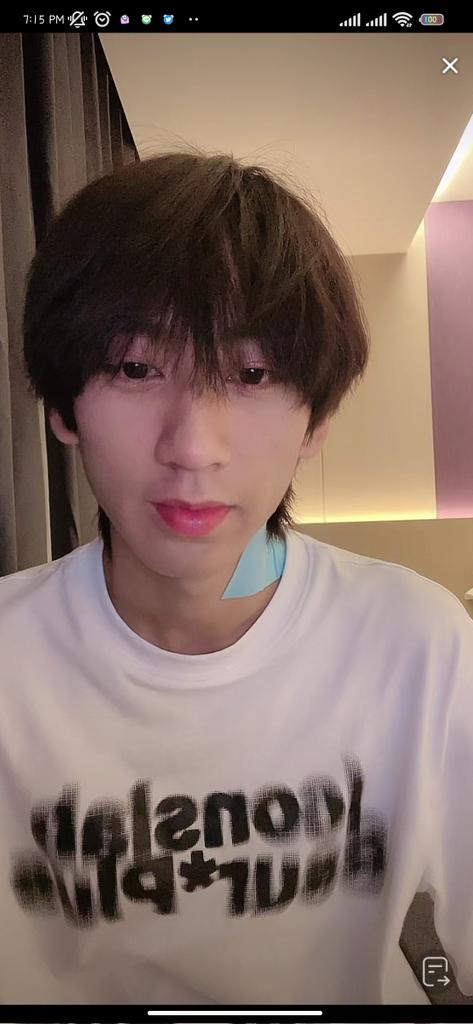 Chiyi_TH's tweet photo. [#CYxLive] 
220718 #ChiYi douyin live:

🔗 https://t.co/EDGJLntgWl

ฉืออี้ไลฟ์อยู่นะคะ มาดูน้องกันเยอะๆน้า
#YiAnMusicClub #易安音乐社 #池忆 https://t.co/phTaOGuJi2