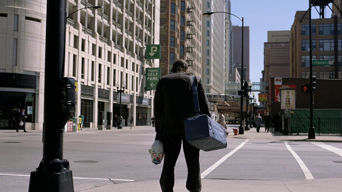 ProjBigScreen's tweet image. Christopher Nolan's THE DARK KNIGHT starring Christian Bale and Heath Ledger released in theaters on this day, 14 years ago