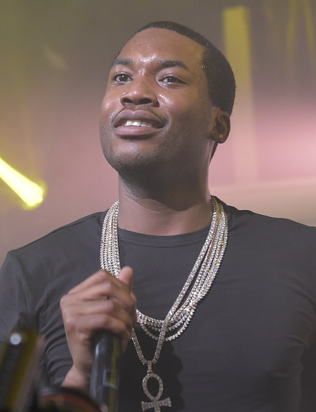 XXL's tweet photo. ⬇️ TODAY IN HIP-HOP ⬇️

2015: Meek Mill goes on a Twitter rant against Drake, sparking the beef between the two https://t.co/tYhPd7deaW