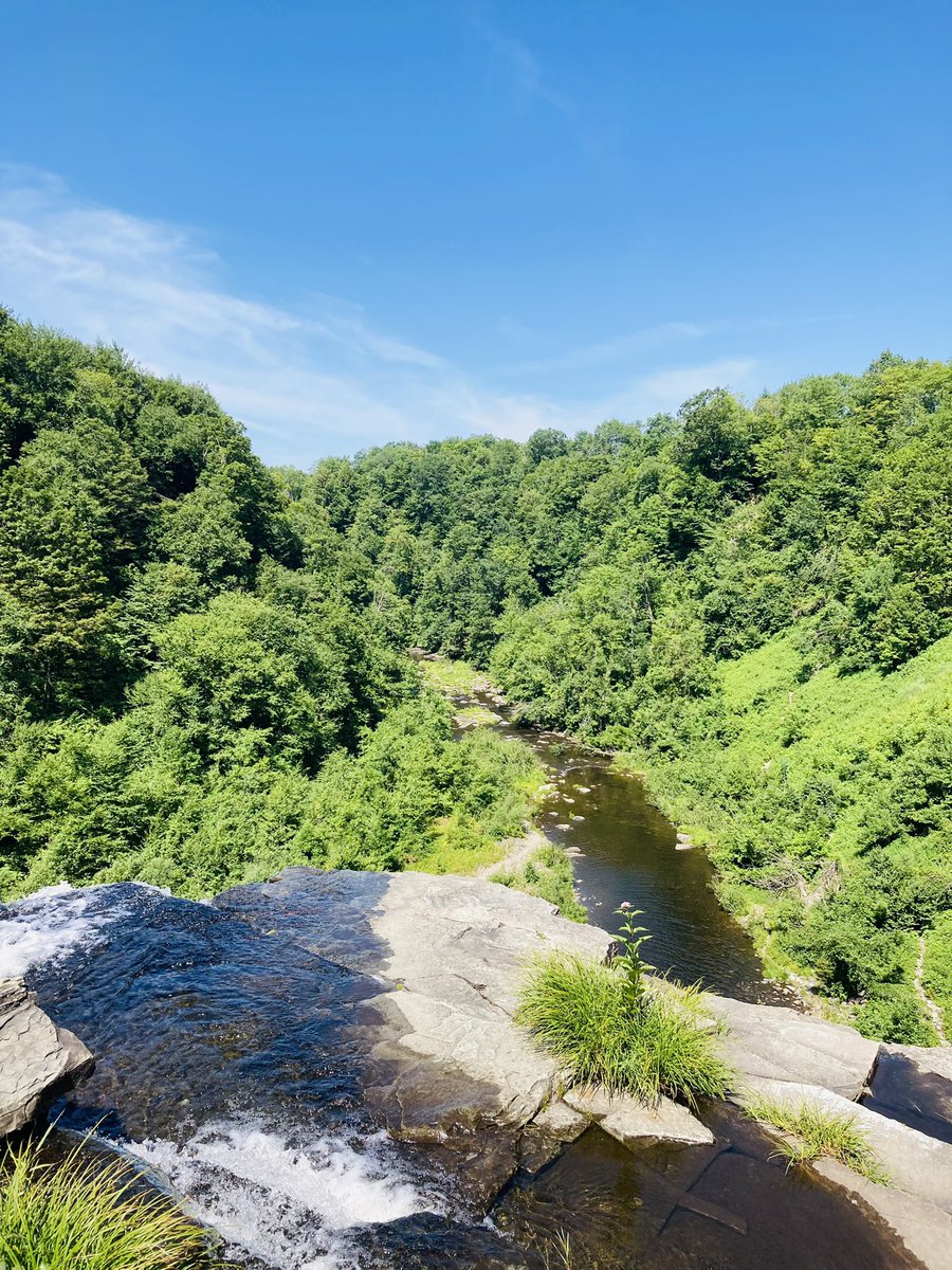 DebPatters's tweet photo. It’s been 20+ years since we’ve hiked this treacherous trail to the base of a 110’ waterfall. Somehow the mostly-sedentary hubs was just fine, while I struggled to stay upright. #capes100 might kill me dead. https://t.co/gu1RLucIjE
