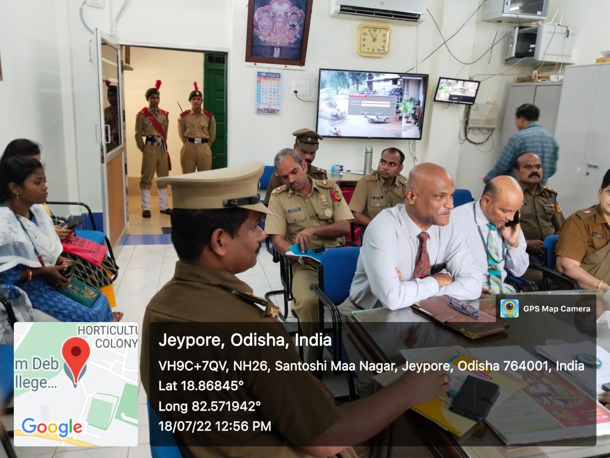 LtPatra's tweet photo. Col Satish Kumar Prasad, Adm of NCC director Odisha interacting with principal Vikram Dev Auto college jeypore, Anos of i Odisha INF Indep coy NCC, jeypore and cadets appointe of unit regarding digital forum, online enrollment and almuni registation etc, Jai Hind https://t.co/eFccjY1H3E
