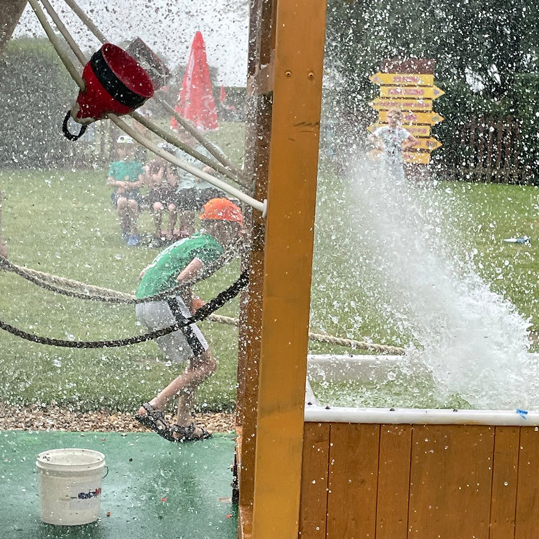 Could anyone else do with this right about NOW!? 💦 bit.ly/SkylarkMazeFun…
Not long to wait,  1️⃣ DAY to go before we open this Wednesday 🙌 
#Skylark #LoveSkylark #ukheatwave #ukweather #toohot #family #Kids