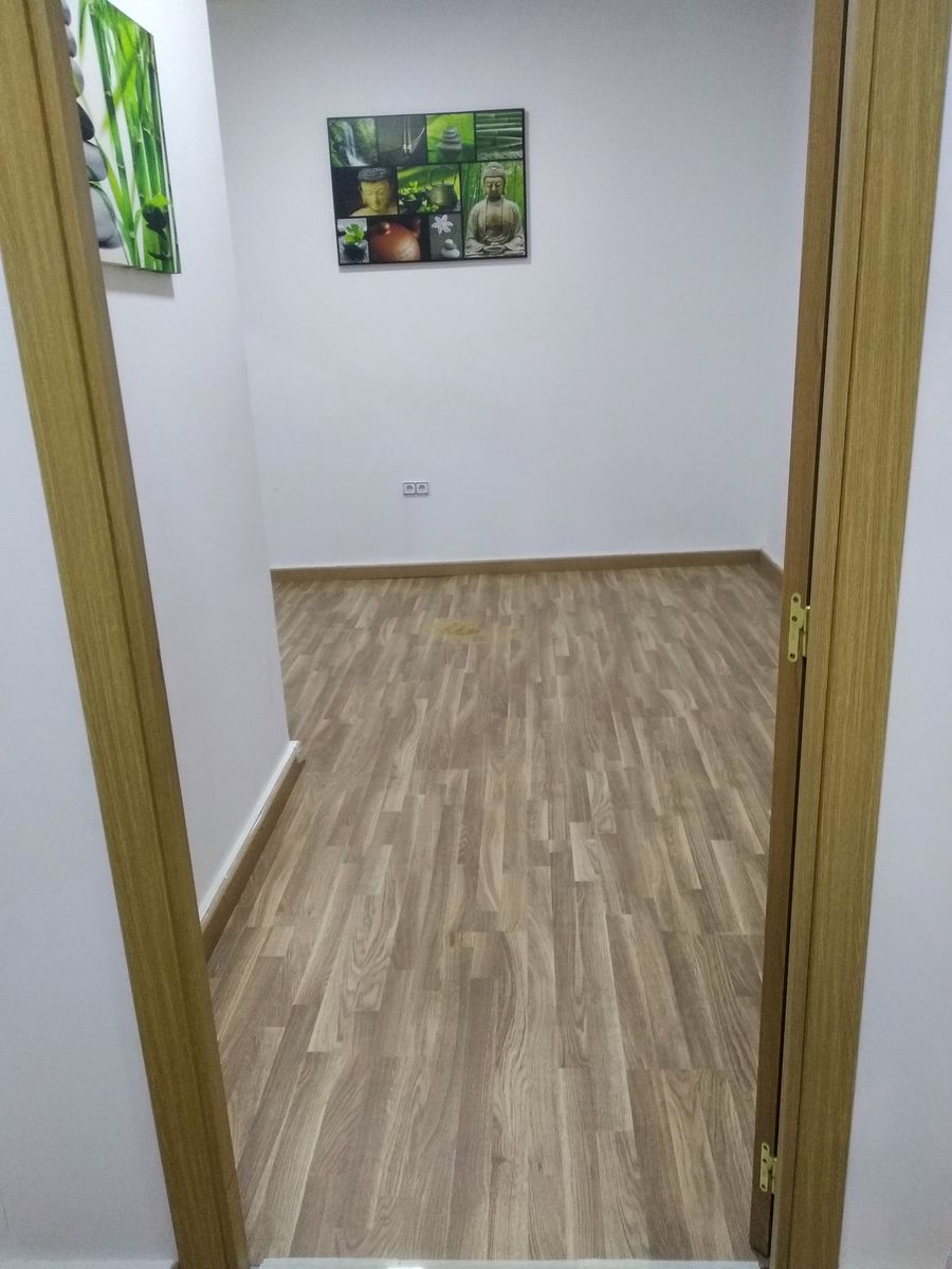 carpinteriatb's tweet photo. Os presentamos cómo ha quedado nuestra última instalación de parquet laminado imitación roble.
¿ Quieres saber más acerca de este tipo de suelo ?
Llámanos, te hacemos presupuesto sin compromiso:  +34 659 11 29 05
#parquet #parquetlaminado #carpinteriaamedida https://t.co/edpoCQchfm