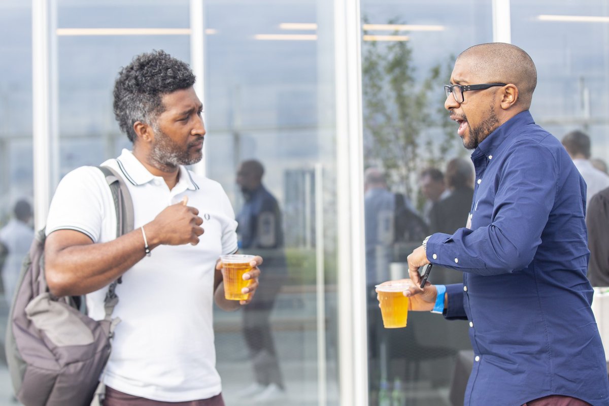 wearebcoms's tweet photo. ✨Two weeks ago on the beautiful terrace at News UK after the #dword4!
We hope everyone is coping well in the heat and staying cool 🌞 https://t.co/Vtcx7S7lHo
