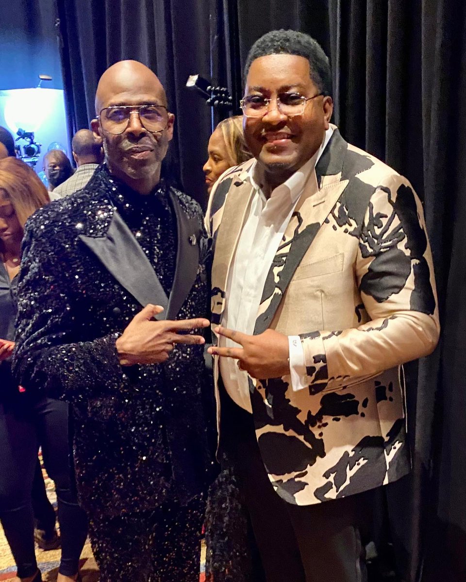 edeweysmith's tweet photo. MORE STELLAR AWARDS PICTURES!
@thestellars @pebblestreetrec #TheStellars #StellarAwards #StellarWeekend https://t.co/ILoavPqgu4