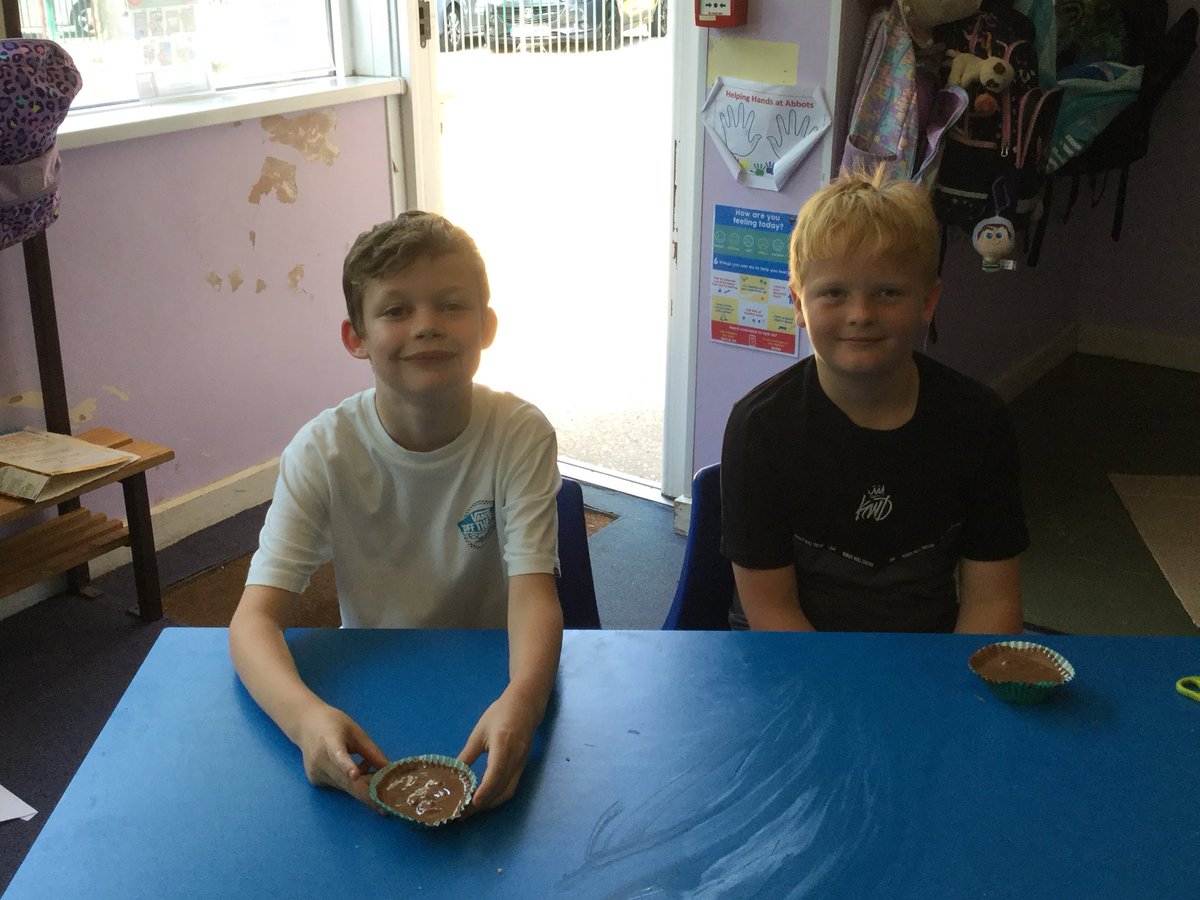 In DT today, we changed our plans to create mini rocky roads. The chocolate melted nicely outside; we mixed it with biscuits, marshmallows and chocolate raisins. A couple of hours in the fridge and we enjoyed them this afternoon after our ice lollies. <a href="/scanlon_mrs/">Mrs Scanlon</a> <a href="/MissWilson95/">Miss Wilson</a>