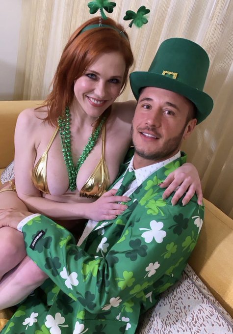 Happy Birthday to my holiday man @DannyMountain10! Hope you have a beautiful fun filled day! 🎂🎉💋 https://t<a class="tags" href="/tag/dannymountain10">@dannymountain10</a>