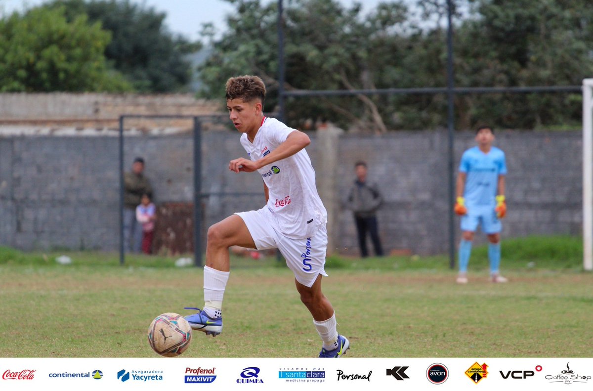 CanteradelTrico's tweet photo. #CanteraTricolor 🔴⚪🔵
#catSub18 ⚽️🙋🏻♂️
🏆 Torneo #Clausura2022
🗓Fecha 1
¡Comenzó el segundo tiempo!
Gral. Caballero JLM 1 🆚️ 0 #NACIONAL
#VamosLaAcademia 💪🏻 https://t.co/LQ2IYN4SMs