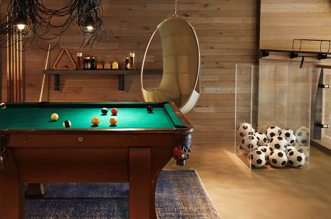 DDA__Inc's tweet photo. Game rooms are perfect for homeowners who value social gatherings and leisure activities. But where &amp; how do you start? Read @PorchDotCom's article to find out what advice @DDA__Inc (+ other talented experts) gave at the link below. 
https://t.co/k4CHSbeidL https://t.co/HyNcpj6IL7